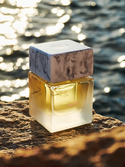 Bočica brenda Sora Dora koja prikazuje parfem Mallow